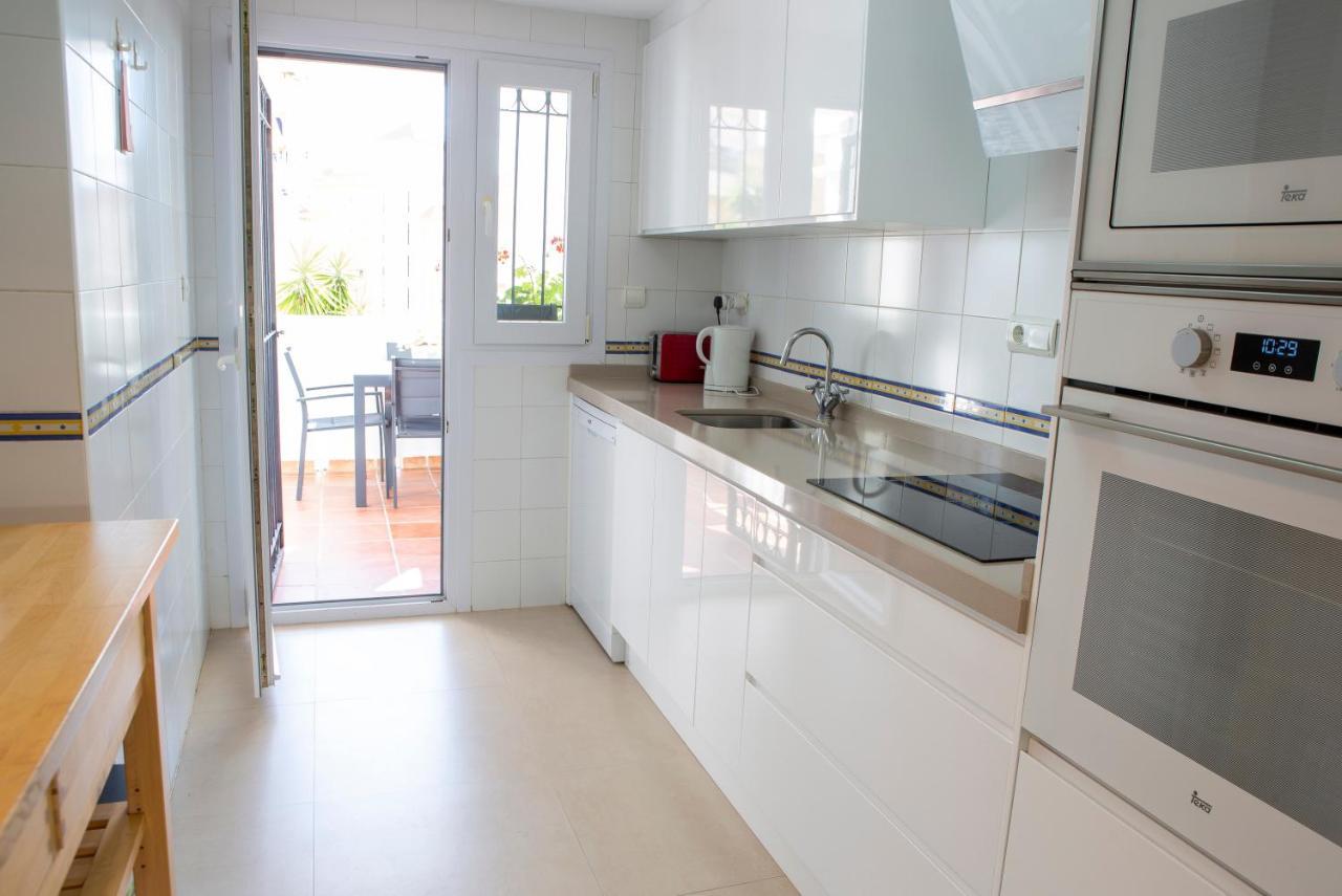 Puerto Deportivo Estepona Eksteriør bilde