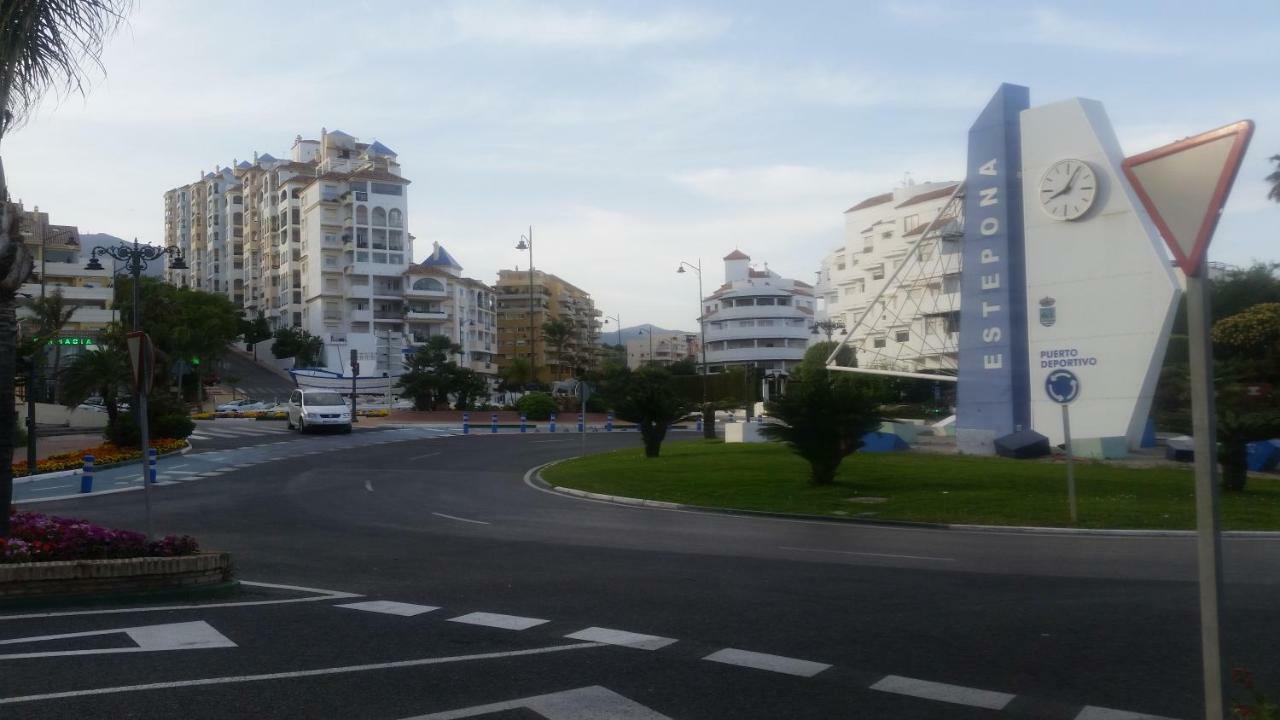 Puerto Deportivo Estepona Eksteriør bilde